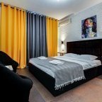 Номер 5 Loft белый в отеле Renvills Hotel