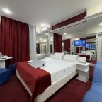 Улучшенный Делюкс 210 в отеле Гипноз на Дмитровке