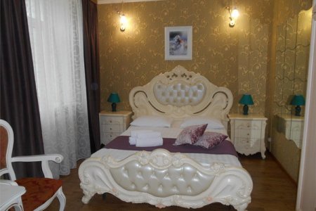 Номер Полулюкс в отеле Лефортовский дворик