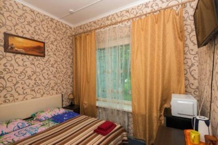 Интерьер номера Полулюкс в отеле Ладомир на Русаковской