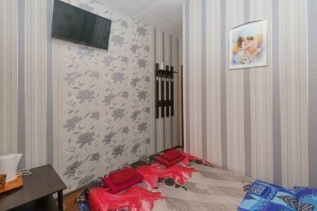 Интерьер номера Стандартный двухместный в отеле Ладомир на Русаковской