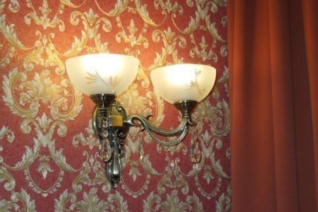 Светильник в номере Улучшенный Sellingroom