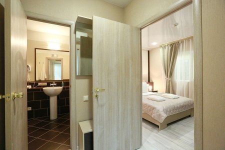 Вид с порога номера Комфорт в отеле Elysium hotel