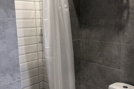 Санузел в номере Стандарт в отеле innGreyHotel