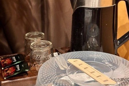 Чайный набор в номере Кения в Симпл Румс