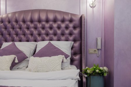 Simple Rooms — номер на час, 3 часа или всю ночь Декор в номере Италия в СИМПЛ РУМС