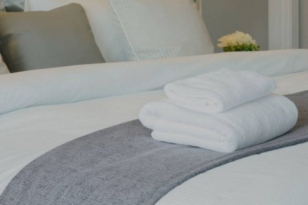 Гостиница Три иероглифа в САО аренда на час Полотенца в номере Стандарт в отеле Три Иероглифа