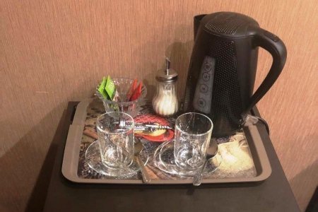 Снять просторный Люкс с огромной джакузи для двоих Чайный набор в номере Люкс с джакузи Шоколад - Нумера на Кантемировской