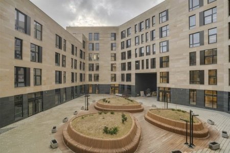 Люкс с видом на сад в отеле Viewpoint Hotel