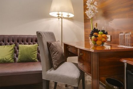 Номер Улучшенный с балконом в отеле Viewpoint Hotel