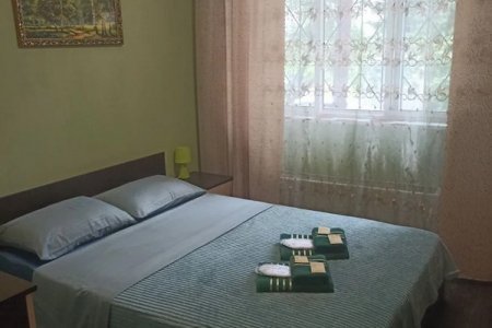 Кровать в номере Эконом 2 в отеле Братислава