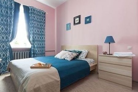Кровать king-size в отеле Story Hostel