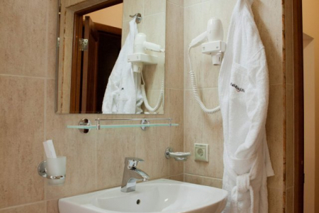 Раковина в номере Стандарт эконом в отеле MALDINI SPA
