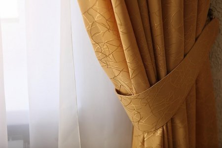 Забронировать от 500 ₽ — недорогой номер в центре Шторы в номере Комфорт в отеле Астра