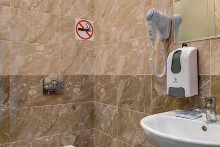 Раковина в номере Стандарт Ванильное небо в отеле Элитон Братеевская