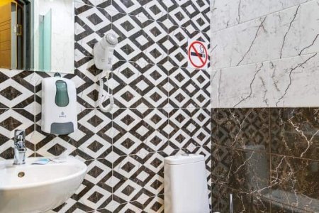 Санузел в номере Люкс Пегас в Элитон Братеевская