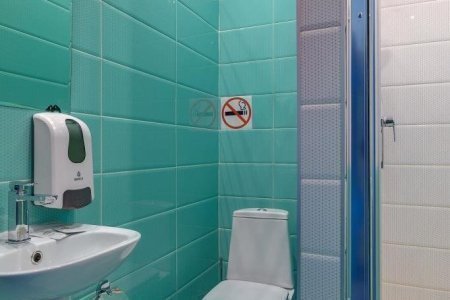 Санузел в номере Стандарт Прованс в отеле Элитон Братеевская