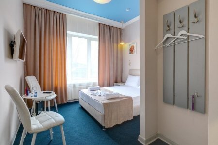 Вид с порога в номере Стандарт Ванильное небо в отеле Элитон Братеевская