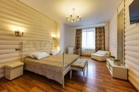 Интерьер в номере Люкс в MARTON Сказка
