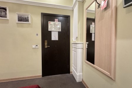 Прихожая в номере Стандарт 102 в отеле Гипноз на Дмитровке