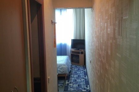 Коридор в в 2-х местном номере №3 в отеле Три Версты