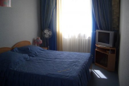 Кровать в в 2-х местном номере №3 в отеле Три Версты