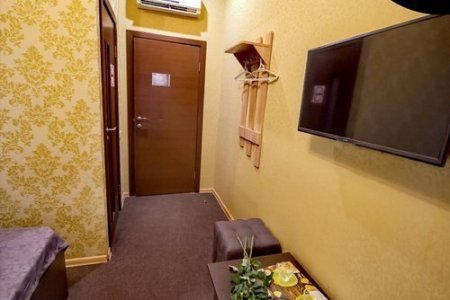 Коридор номера Полулюкс № 2, 3, 5, 6, 7, 9, 10 в отеле Джаз
