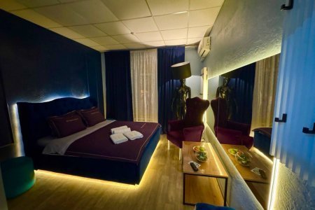 Пространство номера Синий бархат в отеле Room Room 