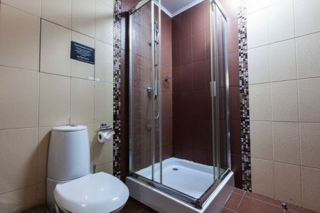 Душ в номере 17 Английский Делюкс в De Art на Таганской