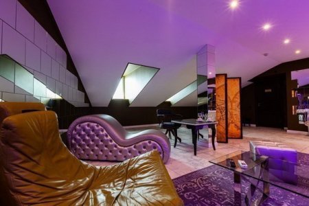 Зона отдыха в номере 11 VIP в De Art на Таганской