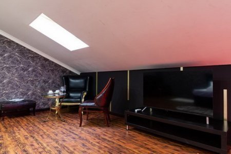 Зона отдыха в номере 20 VIP в De Art на Таганской