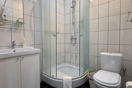 Душ в номере Улучшенный Стандарт в Мастер отель Останкино