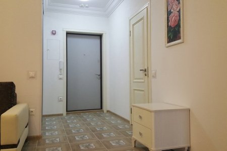Коридор апартаментов 2 в Loft Studio