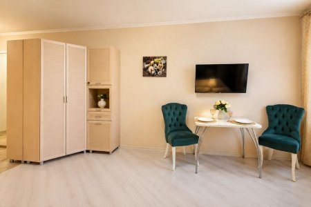 Обеденная зона в апартаментах 3 в Loft Studio
