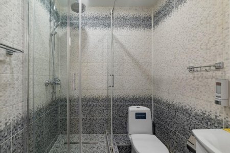 Санузел в номере Ликер в отеле Гости в Люберцах