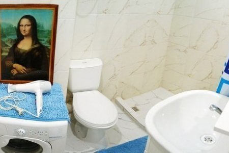 Санузел в апартаментах АромаАпарты