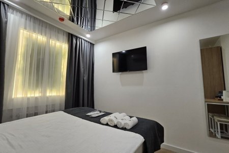 Интерьер номера Стандарт 6 в отеле Buta Hotel 2