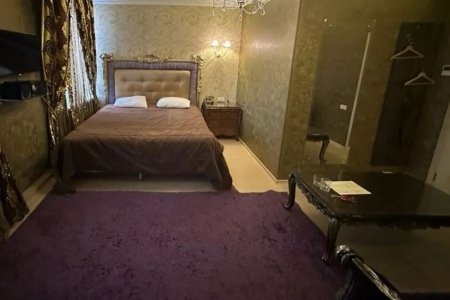 Спальная зона в номере Делюкс в Брестоле