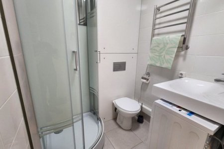 Душ в апартаментах 2 в The Loft Studio у метро Котельники