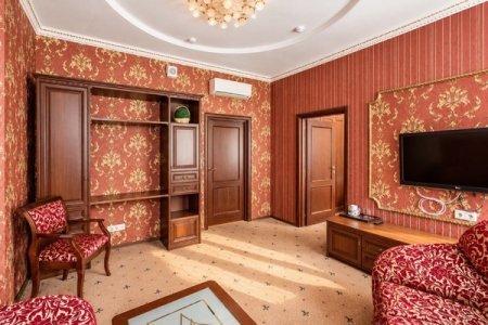 Гостиная в номере Двухкомнатный Люкс в отеле Автор Люблино