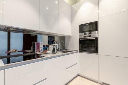 Кухня в номере 619 Апартаменты в Де Арт Москва-Сити