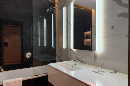 Ванная комната в номере 619 Апартаменты в Де Арт Москва-Сити