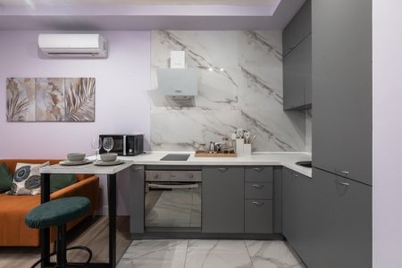 Кухня в номере City Vibe в ЖК Савеловский Сити