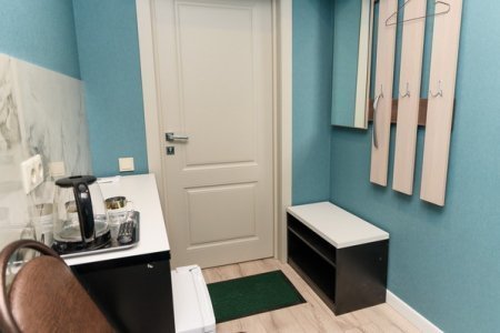 Прихожая в номере Эконом в отеле Орфей