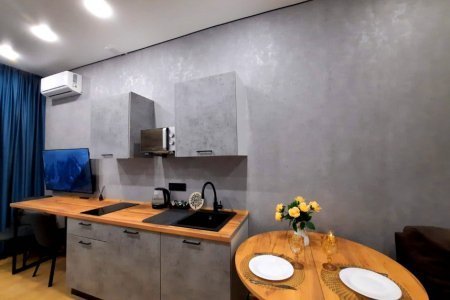 Кухонный уголок в номере Юпитер в LOFT SPACE
