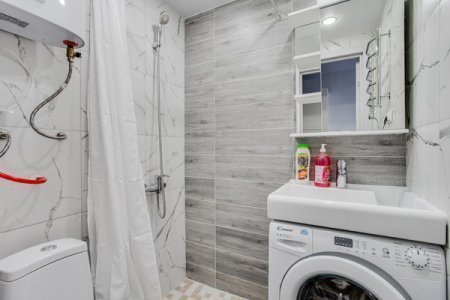 Душ в квартире 11 в Home Like