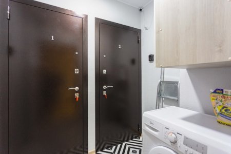 Дверь в студии 24 в апартаментах Home Like