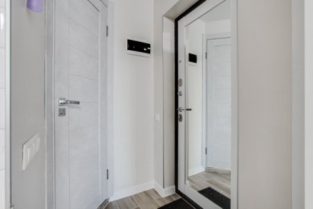 Прихожая в квартире 12 в Home Like