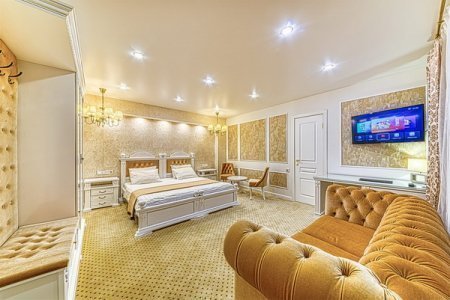 Номер Люкс в отеле Revival Hotel-2