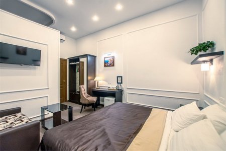 Спальное место в номере Большой Улучшенный в отеле Revival Hotel-3